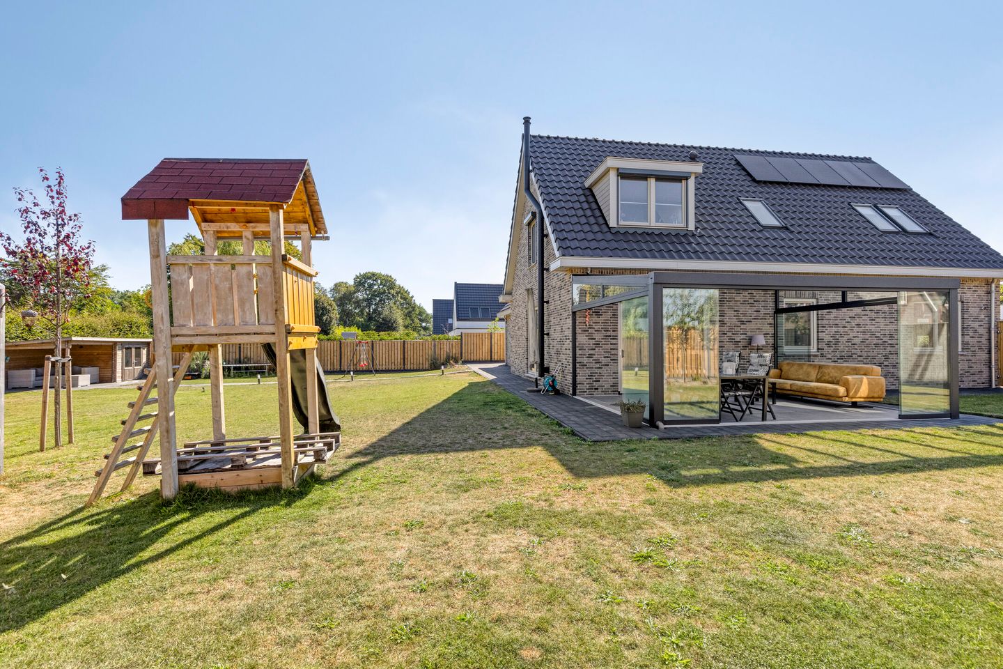 Foto 40 van Leeuweriklaan 1