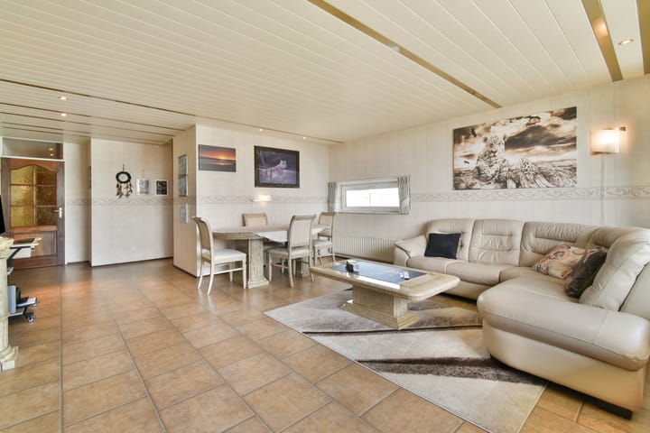 Appartement te koop: Strevelsweg 862, Rotterdam