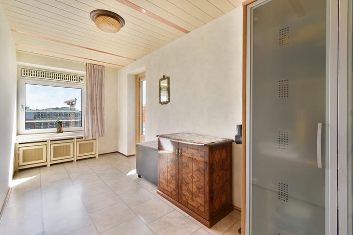 Appartement te koop: Strevelsweg 940, Rotterdam