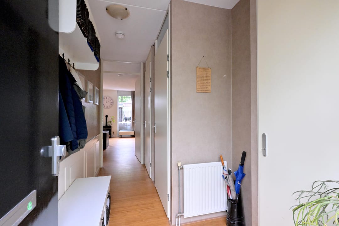 Photo 8 of J.W. Pienemanstraat 5