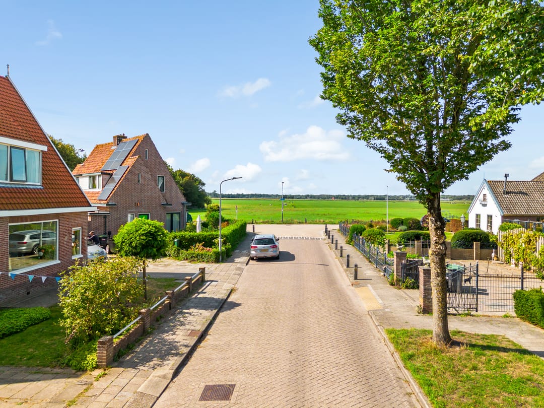 Foto 41 van Burgemeester Nieuwenhuijsenstraat 99