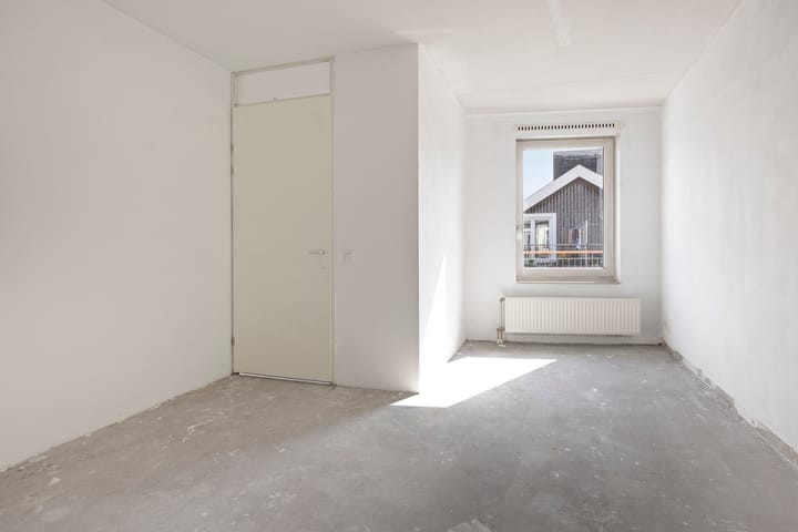 Foto 2 van Uitstraat 89