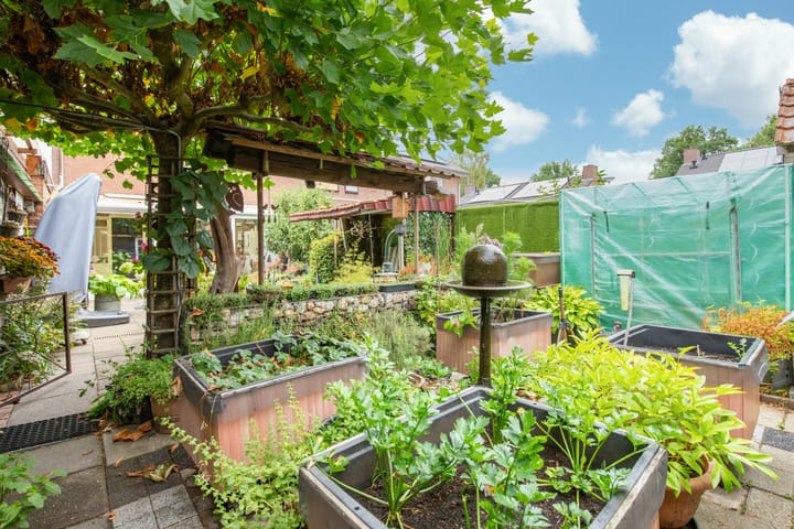 Hoekwoning te koop: Mgr. Nolensstraat 27, Posterholt