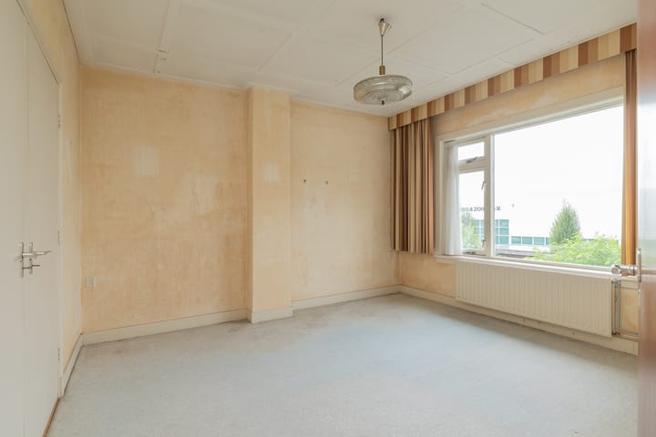 Twee-onder-één-kap te koop: Leidsestraat 80, Hillegom