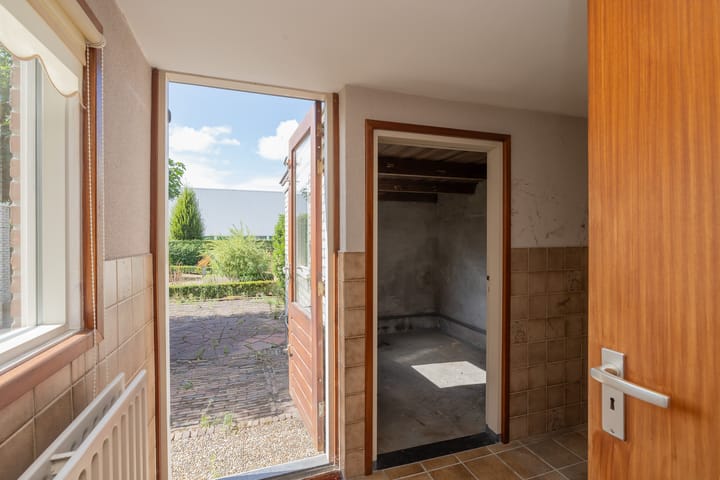 Twee-onder-één-kap te koop: Leidsestraat 80, Hillegom