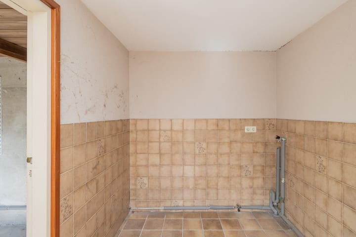 Twee-onder-één-kap te koop: Leidsestraat 80, Hillegom