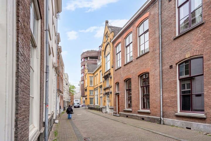 Foto 3 van Raamstraat 18-B