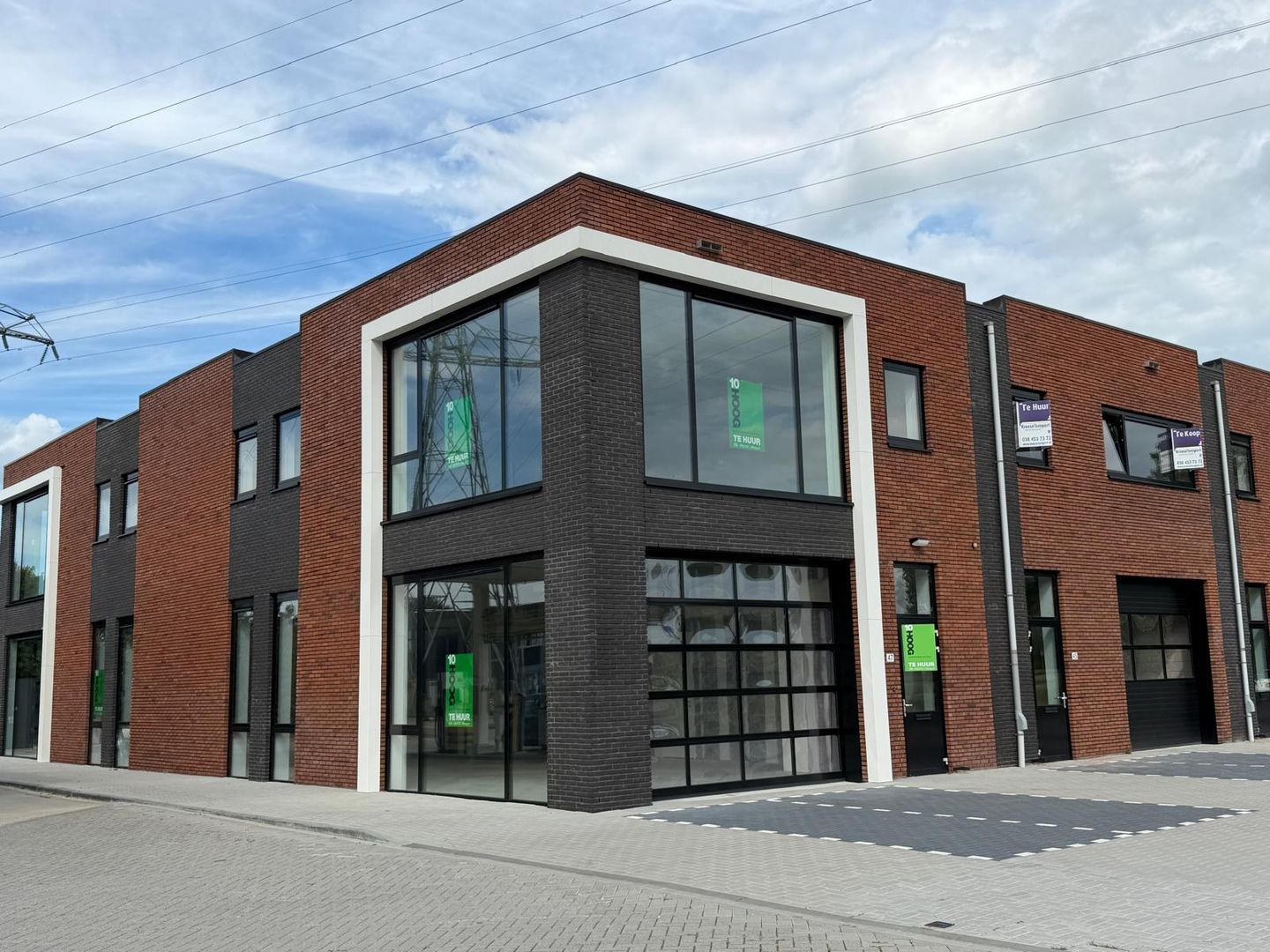 View photo 2 of Marconistraat 47