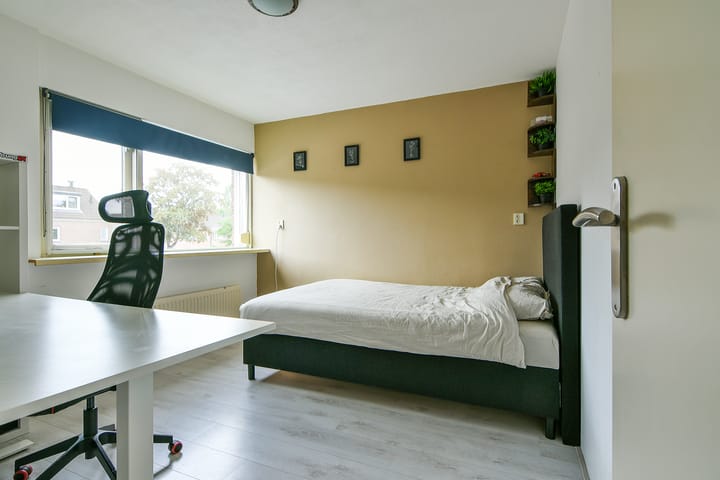 Tussenwoning te koop: Blankenstraat 163, Hoofddorp