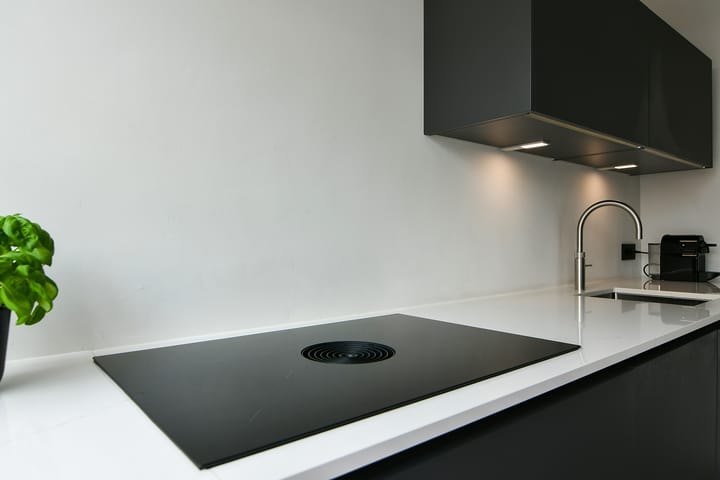 Tussenwoning te koop: Blankenstraat 163, Hoofddorp