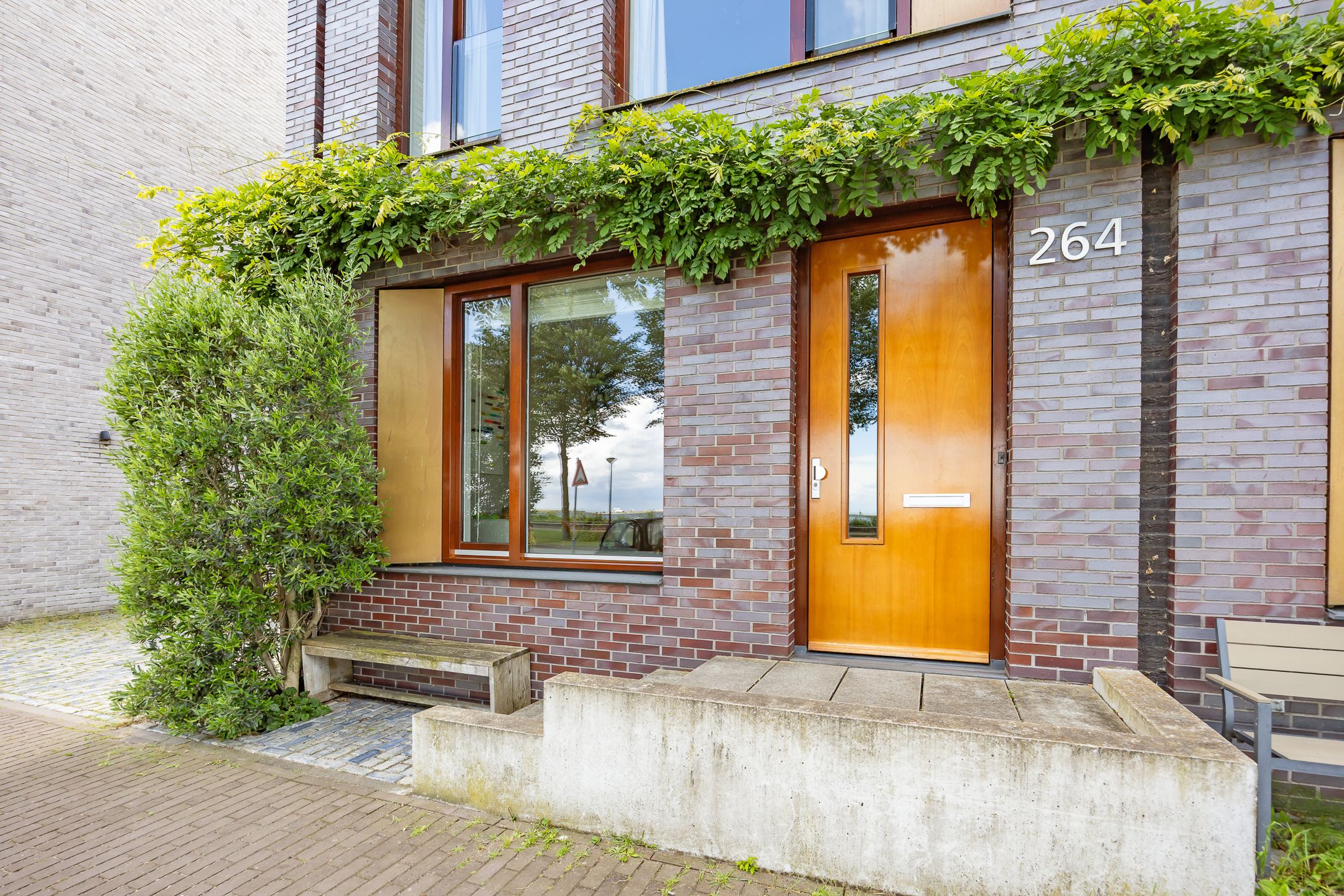 Photo 9 of Bert Haanstrakade 264