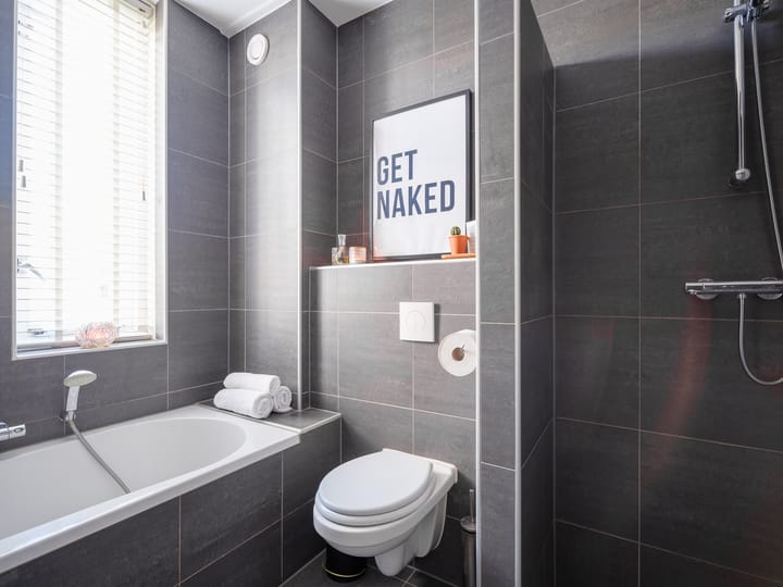 Tussenwoning te koop: Stedehof 58, Assen