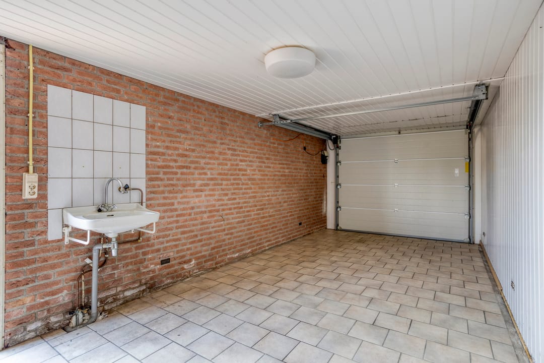 Photo 37 of Brabantstraat 46