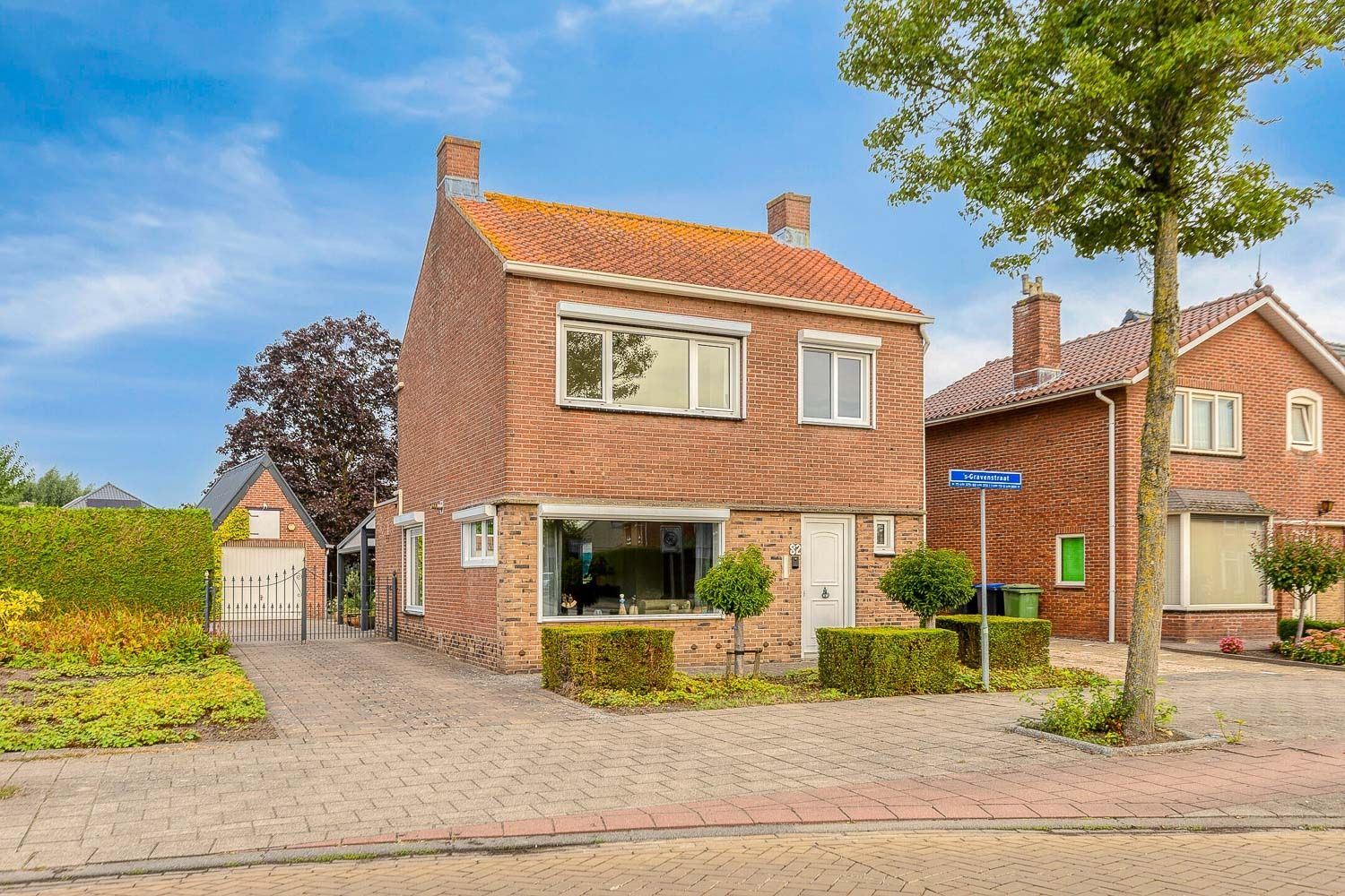 s-Gravenstraat 82 