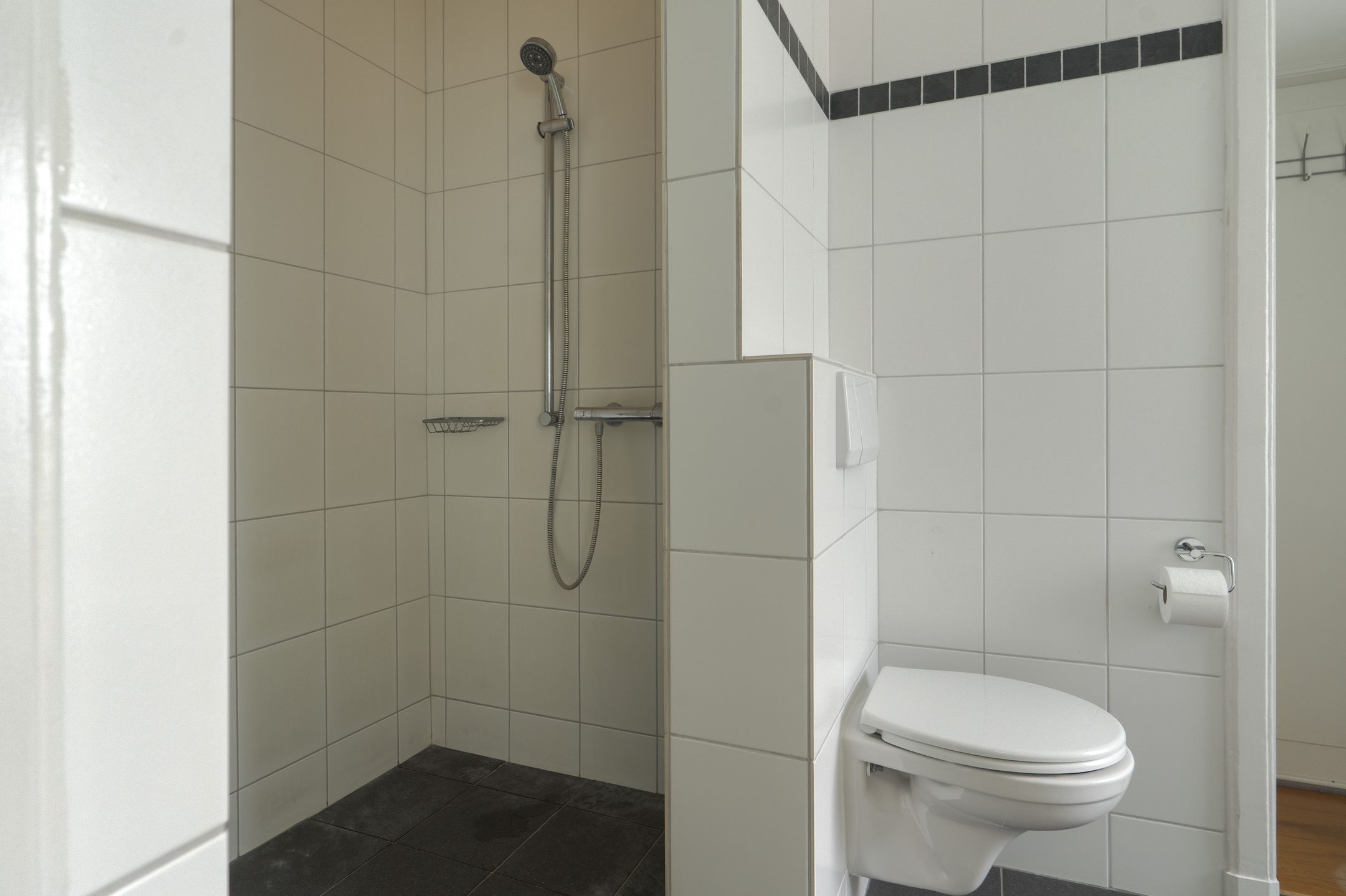 Photo 39 of Oosteinde 213