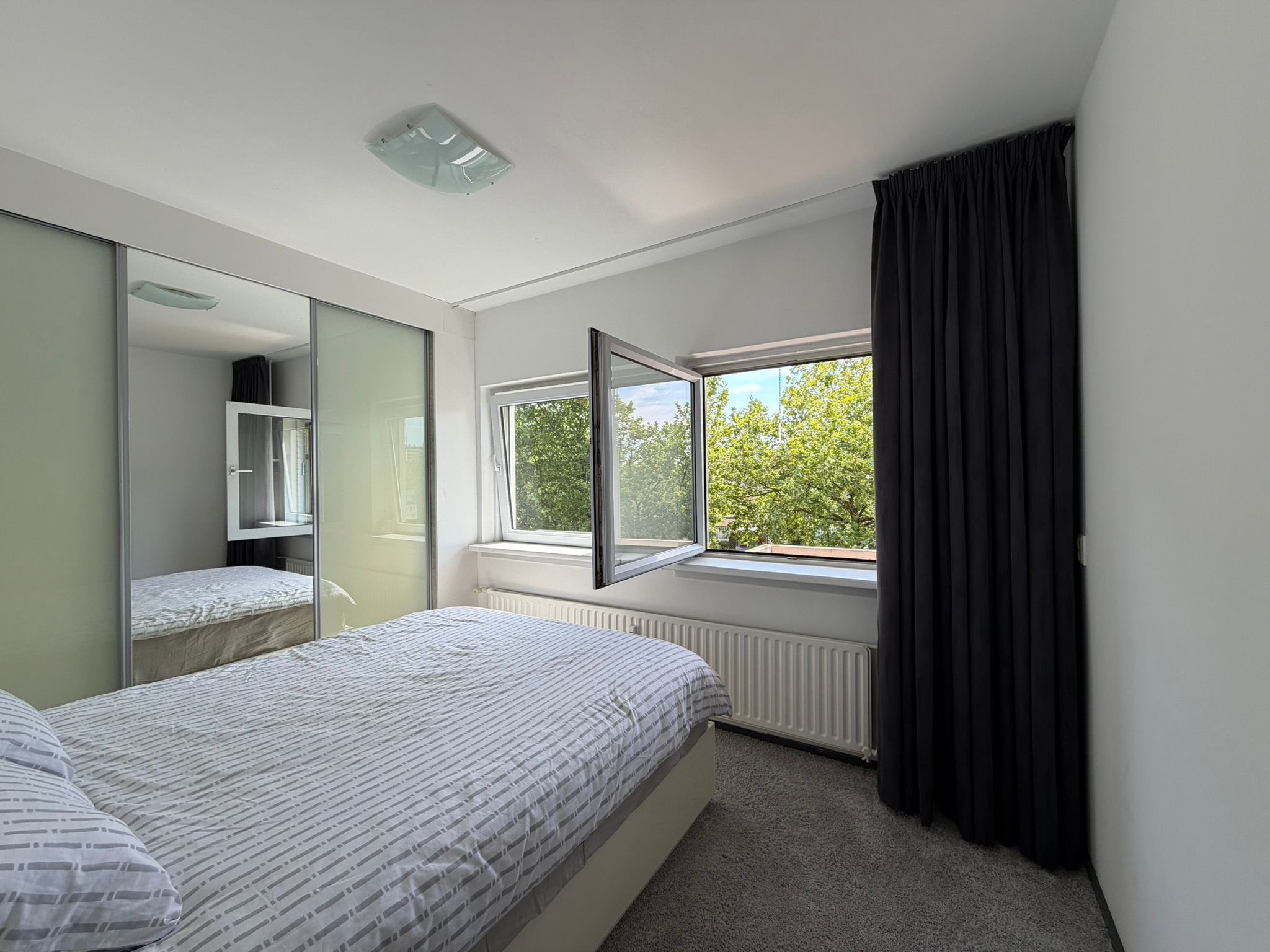 Photo 15 of Louis Bouwmeesterstraat 109