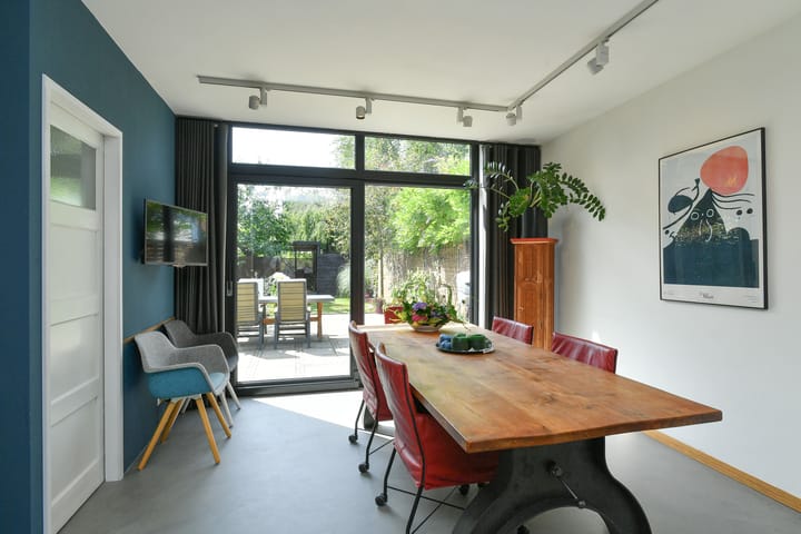 Twee-onder-één-kap te koop: Dorpsstraat 4, Renkum