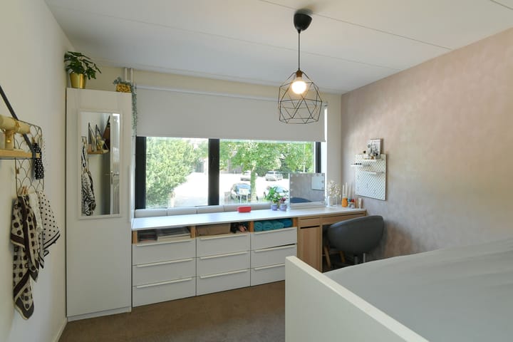 Twee-onder-één-kap te koop: Dorpsstraat 4, Renkum