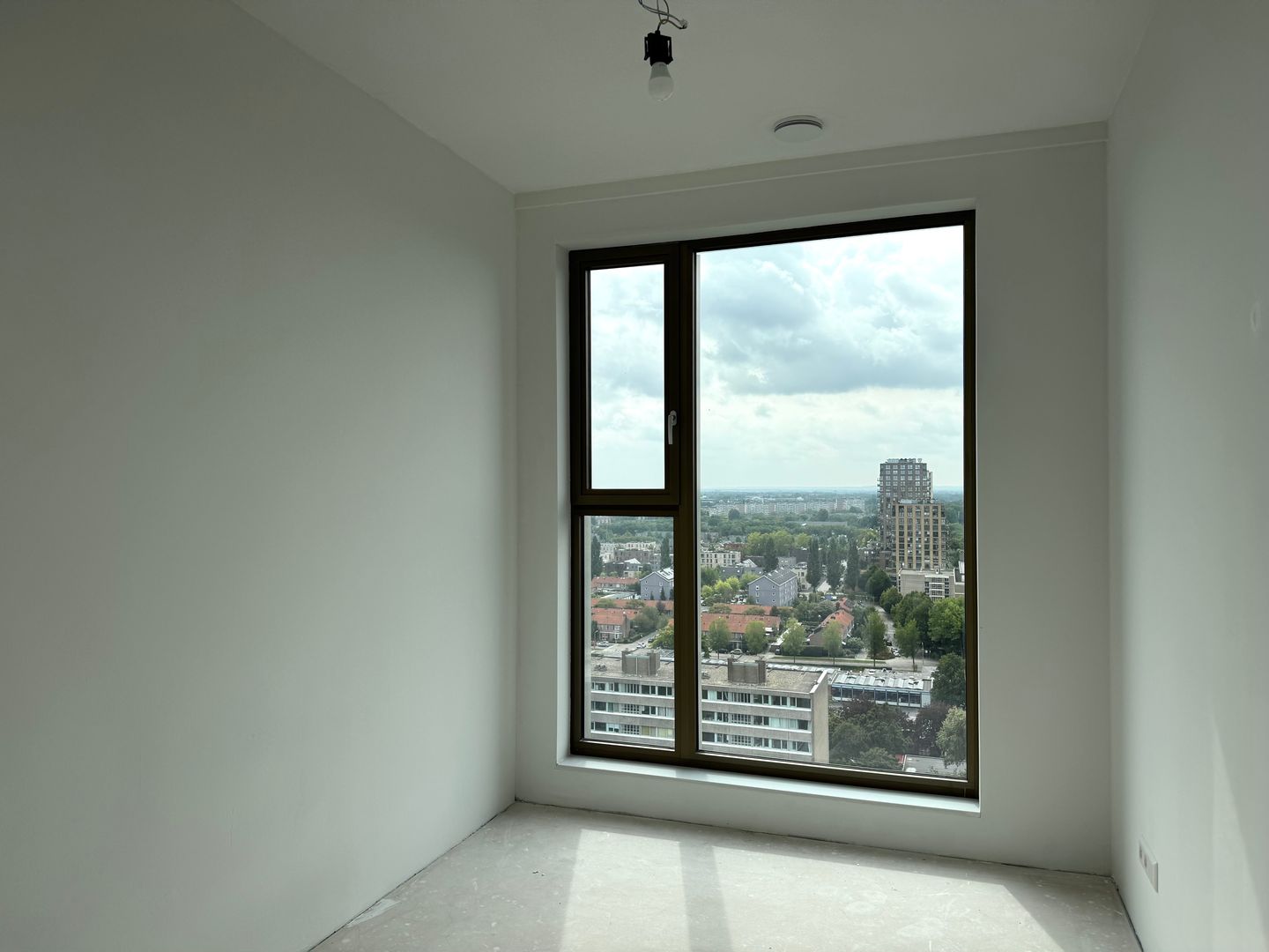 Foto 19 van Aalscholverpad 221