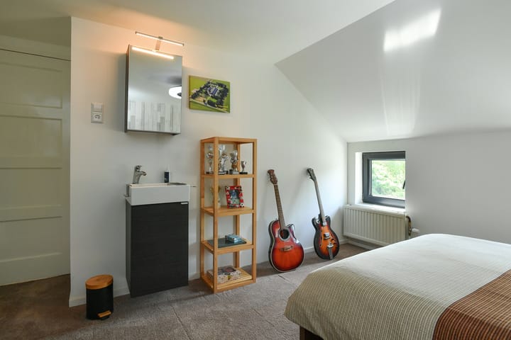 Twee-onder-één-kap te koop: Dorpsstraat 4, Renkum