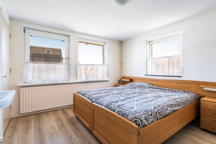 Twee-onder-één-kap te koop: de Kempenaerstraat 41, St.-Annaparochie