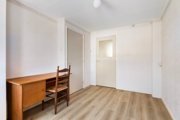 Twee-onder-één-kap te koop: de Kempenaerstraat 41, St.-Annaparochie