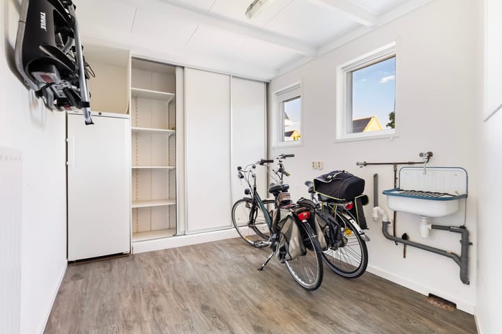 Twee-onder-één-kap te koop: de Kempenaerstraat 41, St.-Annaparochie