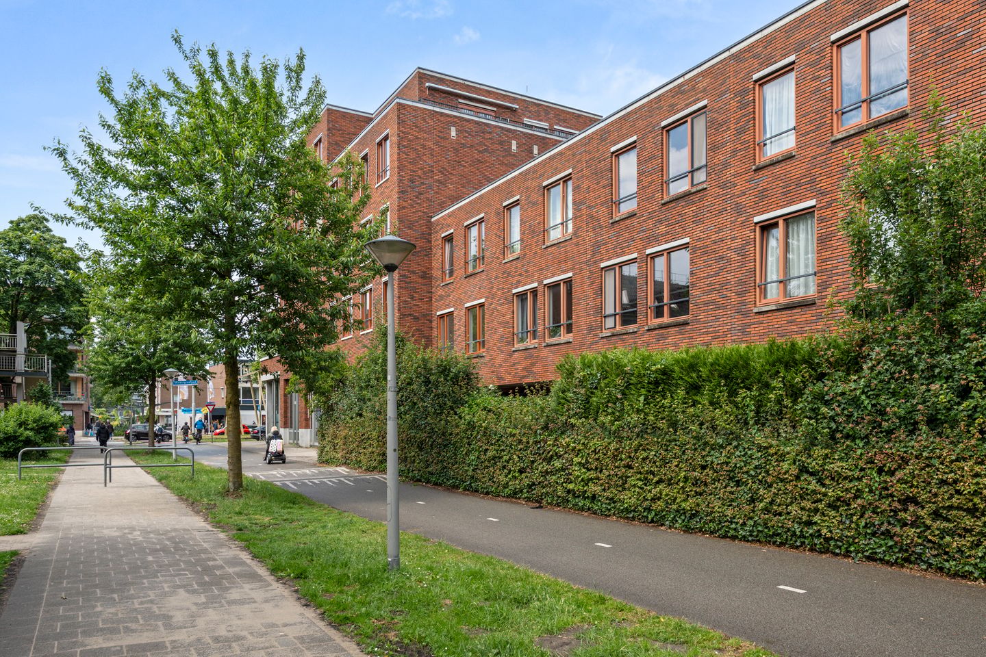 Bekijk foto 1 van Middelgraafpad 65
