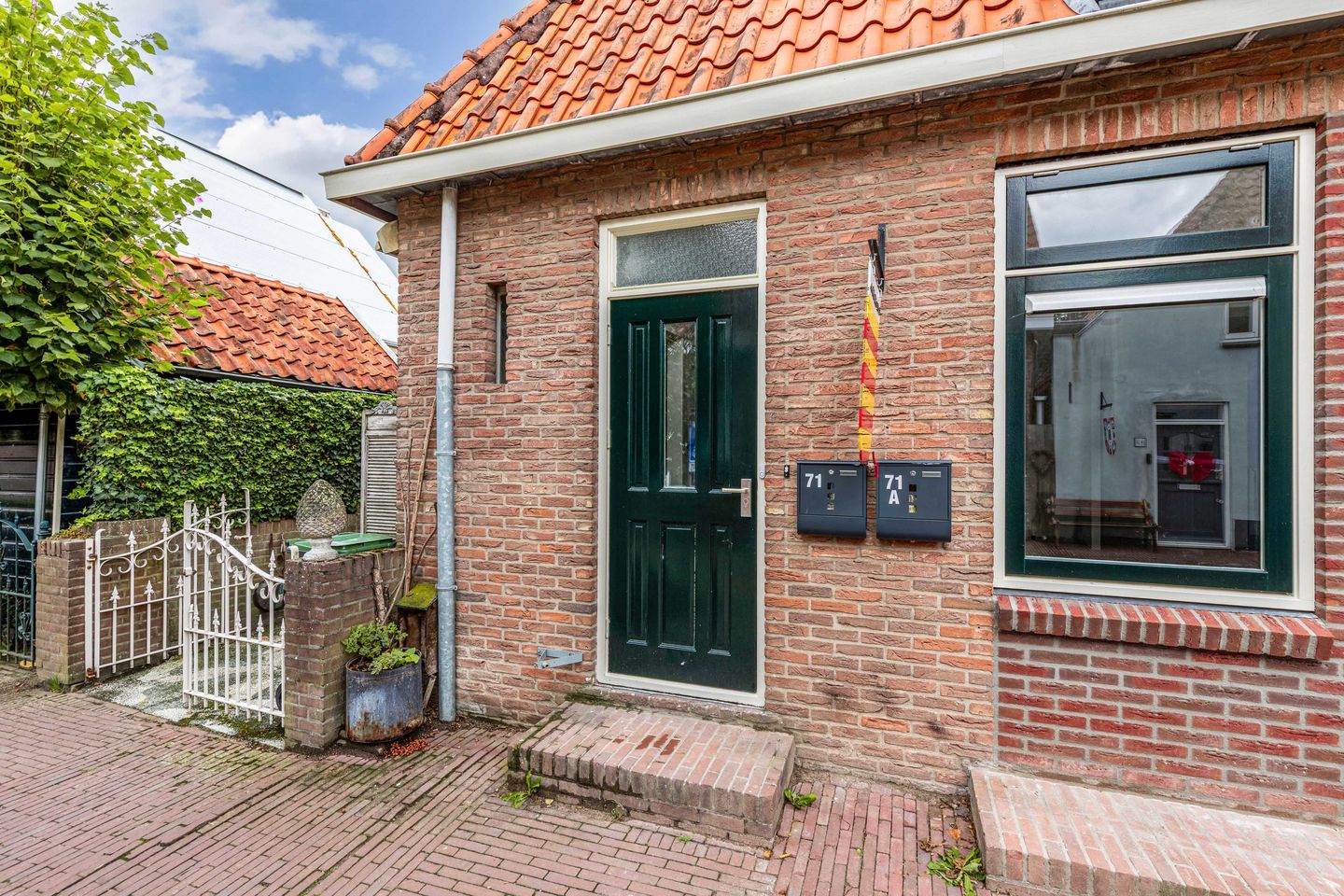 Foto 10 van Bisschopstraat 71
