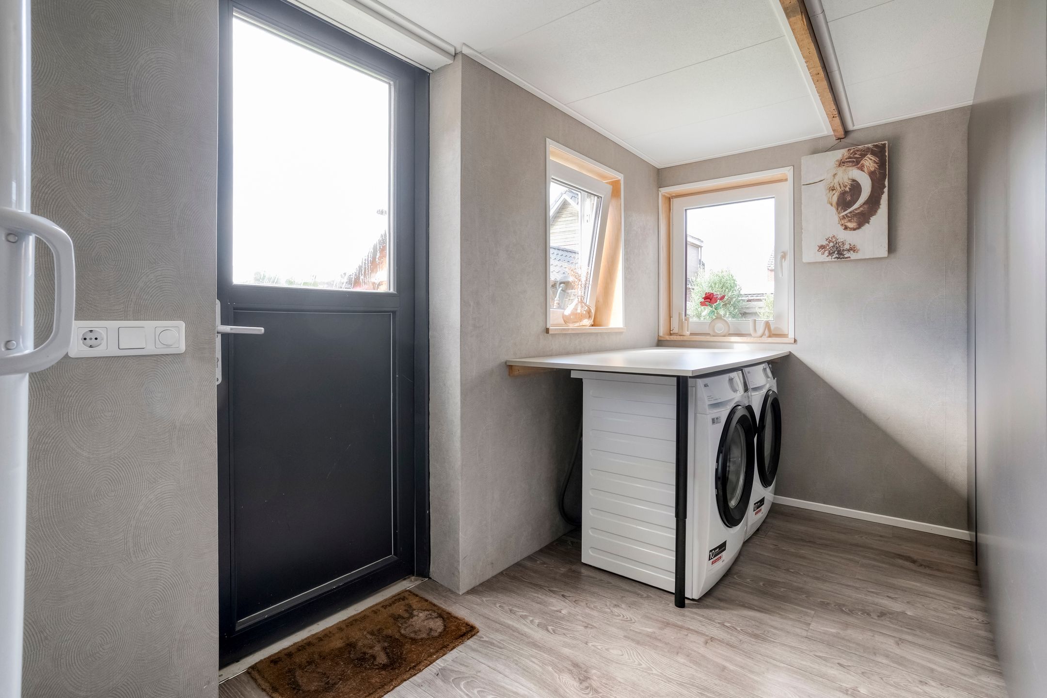 Photo 24 of Irenestraat 9