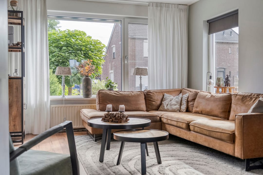 Photo 11 of Irenestraat 9