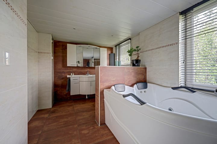 Tussenwoning te koop: Specht 25, Hoogvliet Rotterdam