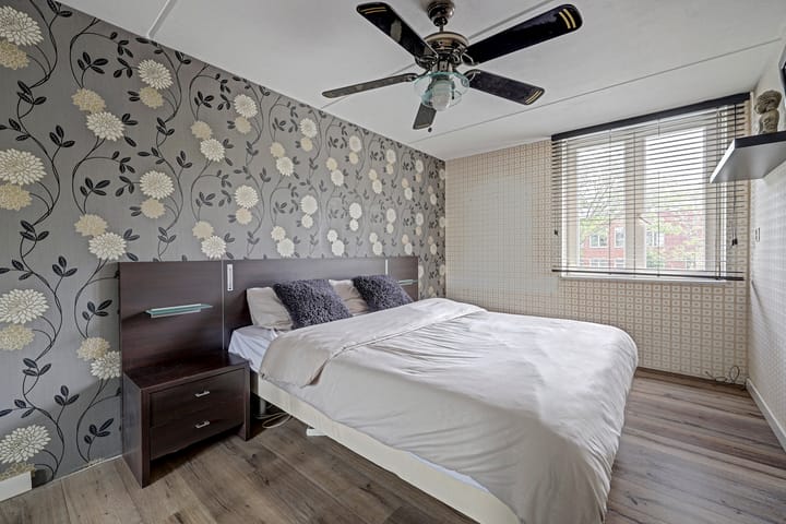 Tussenwoning te koop: Specht 25, Hoogvliet Rotterdam