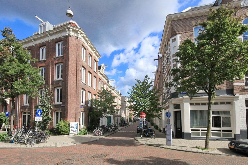 Photo 38 of Govert Flinckstraat 347-2
