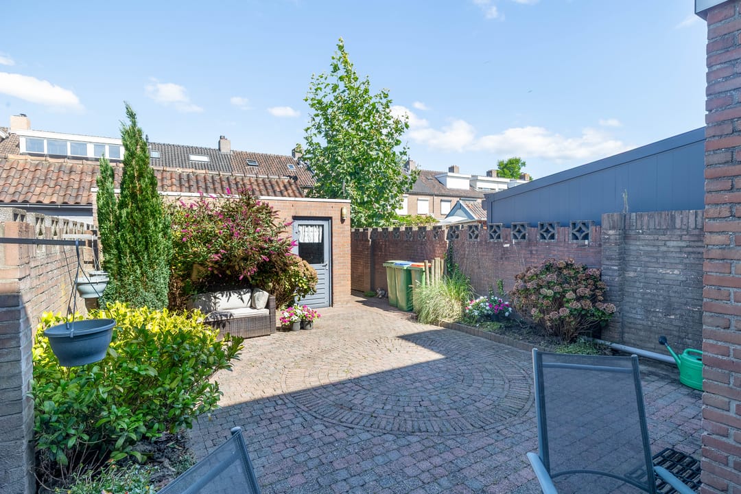 Photo 31 of Meidoornstraat 130