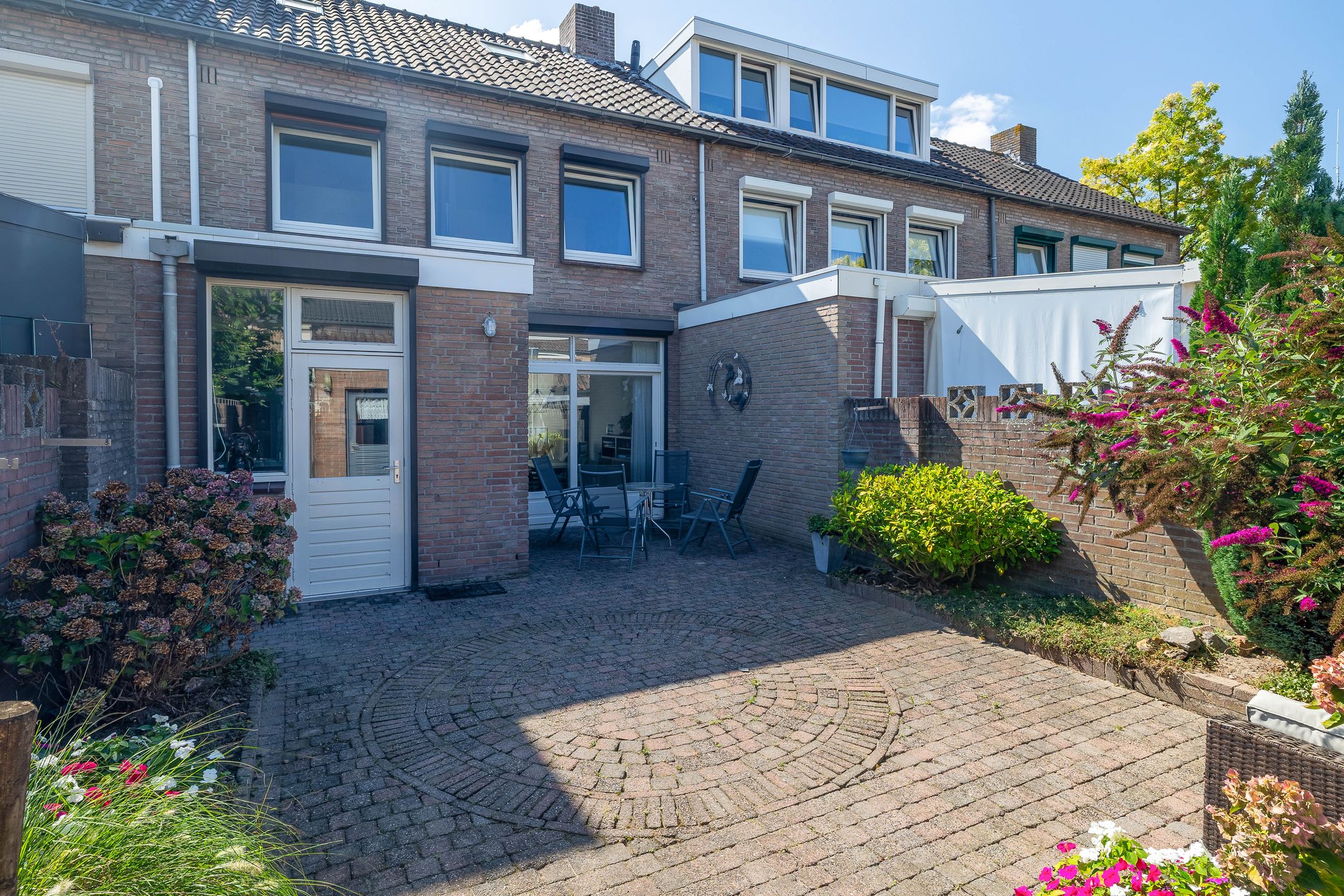 Photo 33 of Meidoornstraat 130