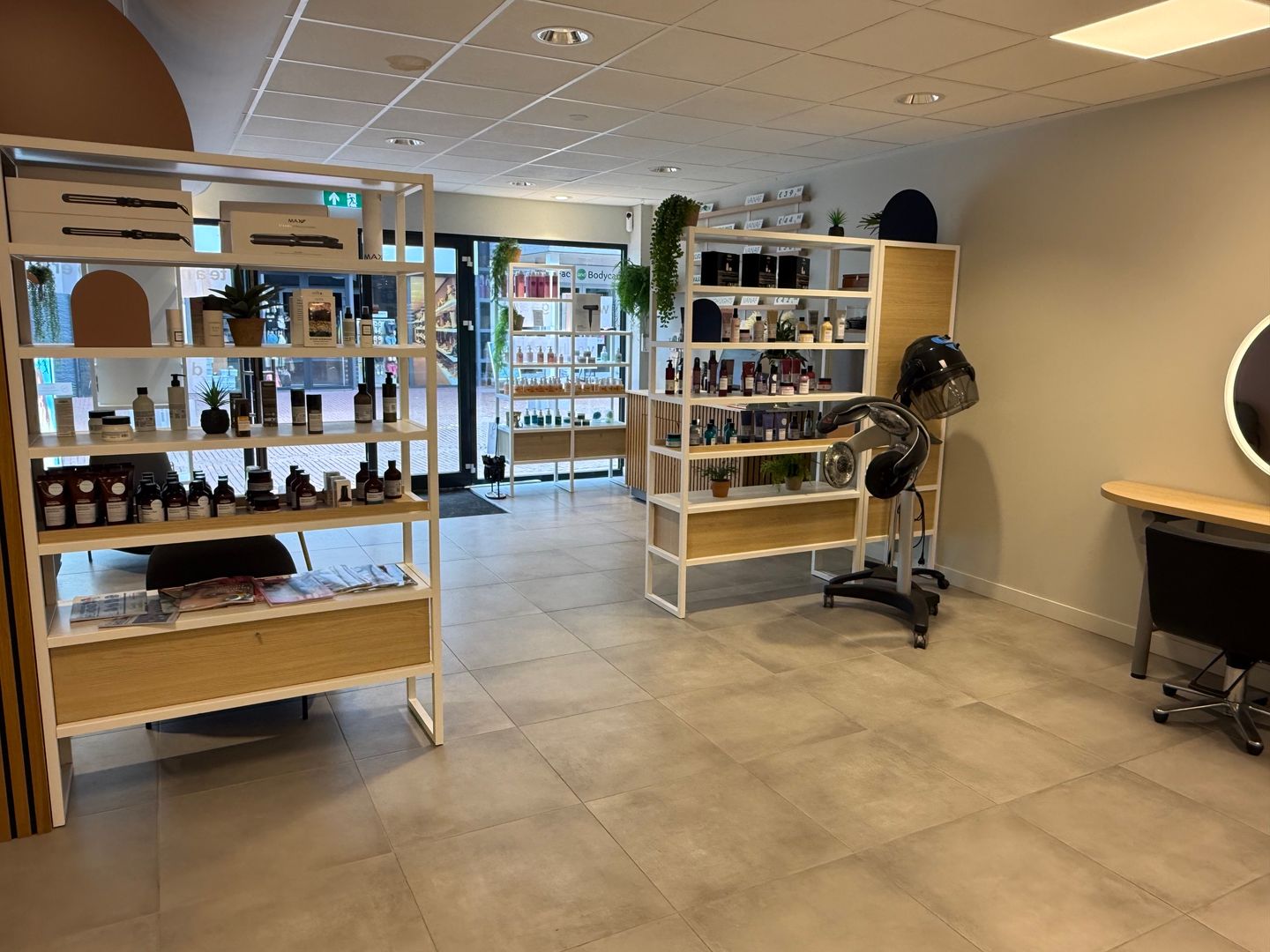 Bekijk foto 4 van Veestraat 45