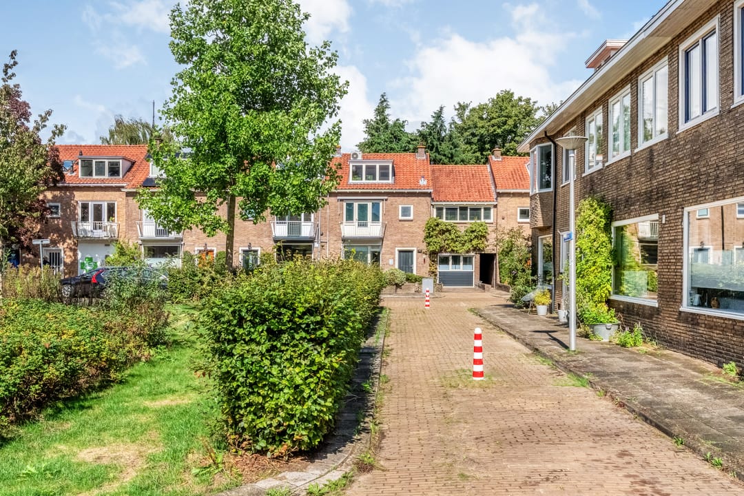 Foto 46 van Leliestraat 85
