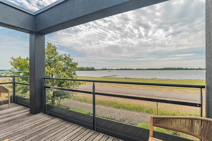 Vrijstaande woning te koop: Beukenlaan 7., Kamperland