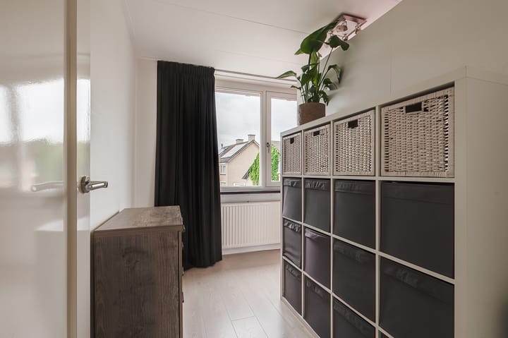 Twee-onder-één-kap te koop: Sleedoornstraat 9, Geldermalsen