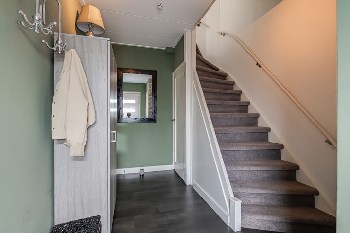 Twee-onder-één-kap te koop: Sleedoornstraat 9, Geldermalsen