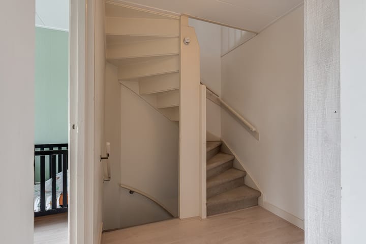 Twee-onder-één-kap te koop: Sleedoornstraat 9, Geldermalsen