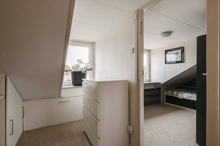 Twee-onder-één-kap te koop: Sleedoornstraat 9, Geldermalsen