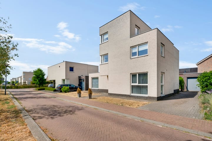 Vrijstaande woning te koop: Sint Michaëllaan 3, Herten