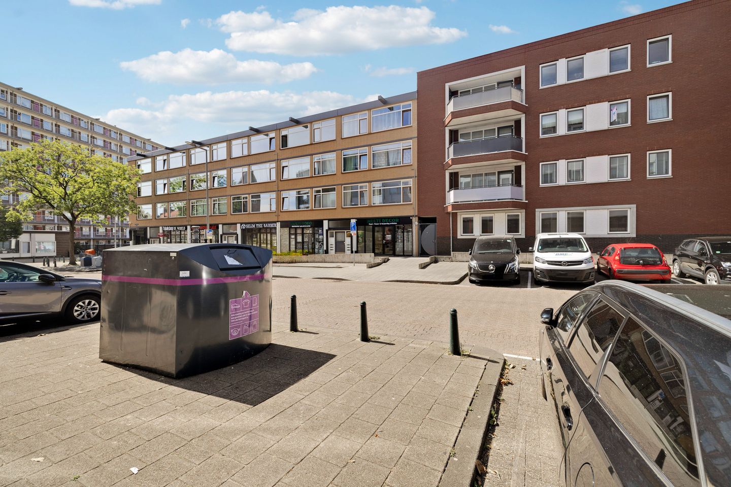 Photo 20 of Hellevoetstraat 35