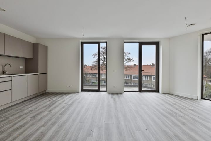 Appartement te huur: Charlotte van Montpensierlaan 2A13, Amstelveen