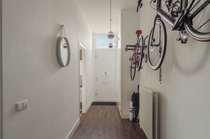 Tussenwoning te koop: Ertskade 51, Amsterdam