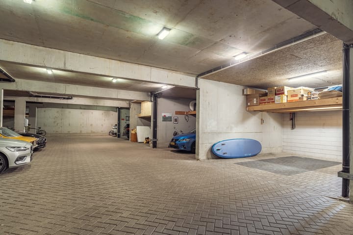 Tussenwoning te koop: Ertskade 51, Amsterdam