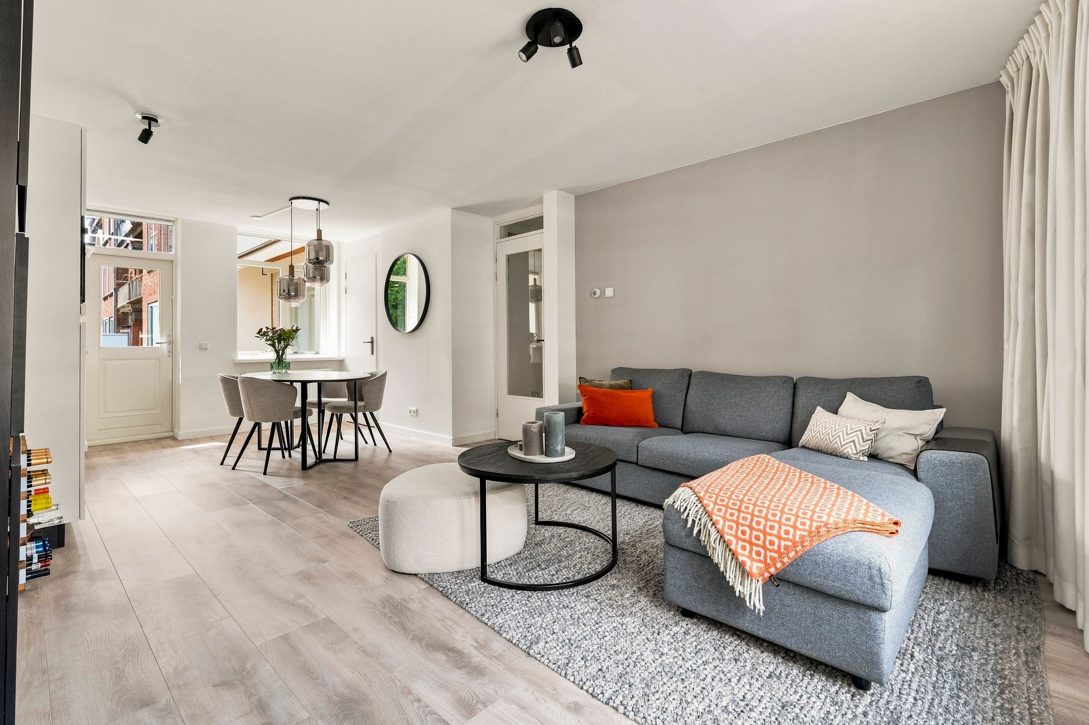 Carillonstraat 2- 2 1