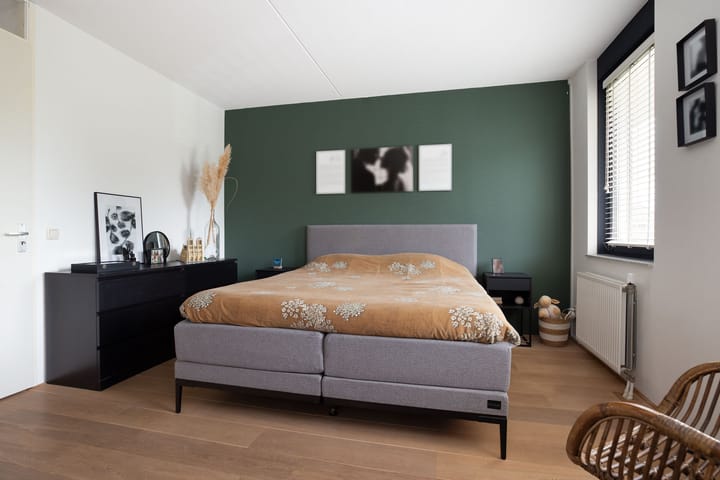 Tussenwoning te koop: Palfrenier 35, Waalwijk